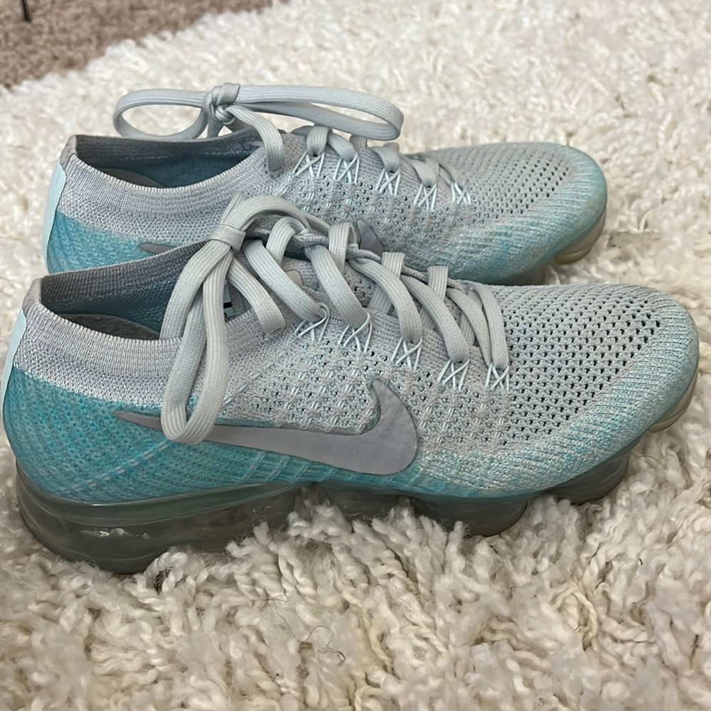 Teal Blue Nike Vapor Max